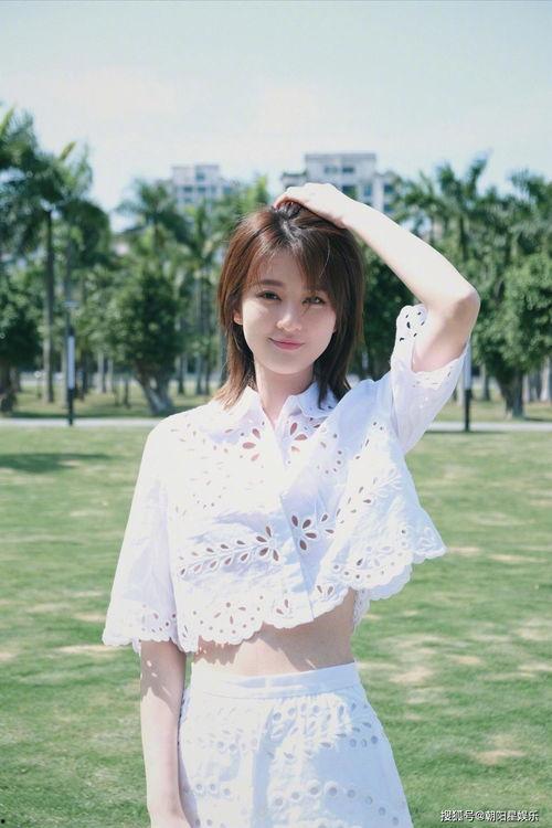 娱乐吃瓜酱清洗白衣服,娱乐吃瓜酱教你一招